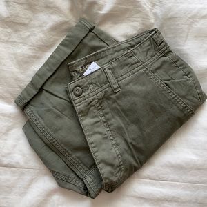 NWT American Eagle green cargo pants